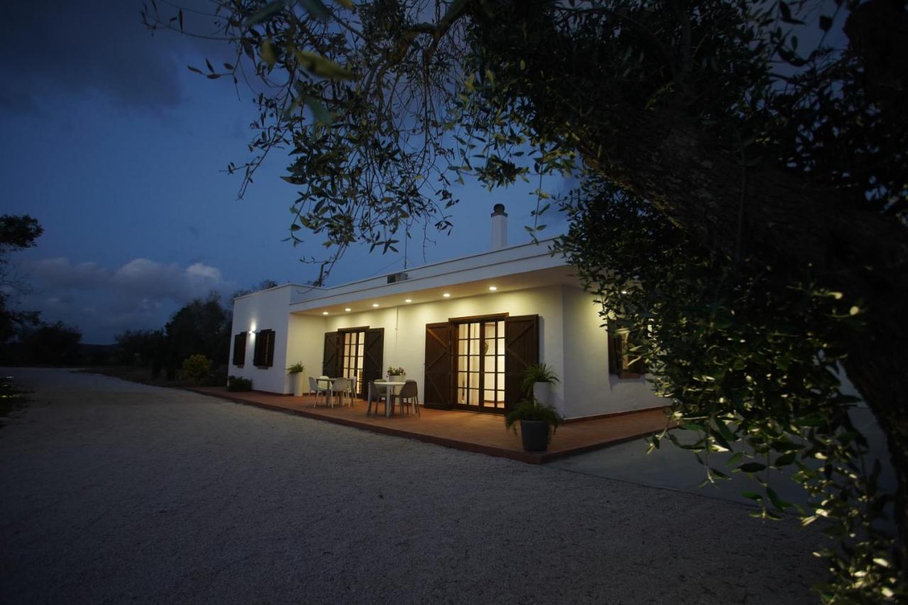 Gli Ulivi Di Gino Bed & Breakfast Sanarica Bagian luar foto